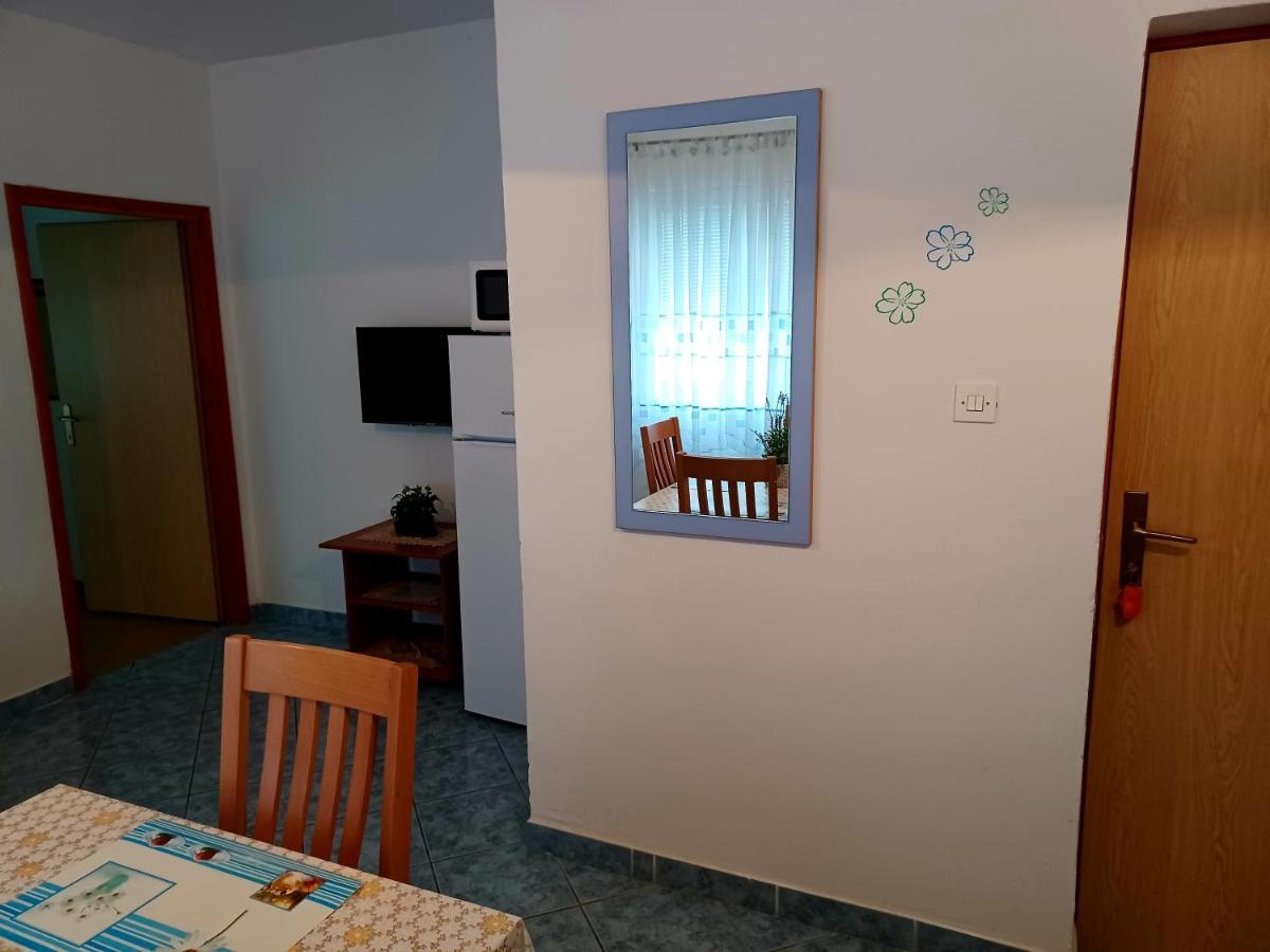 Apartment Prskalo - Vodice Exterior photo